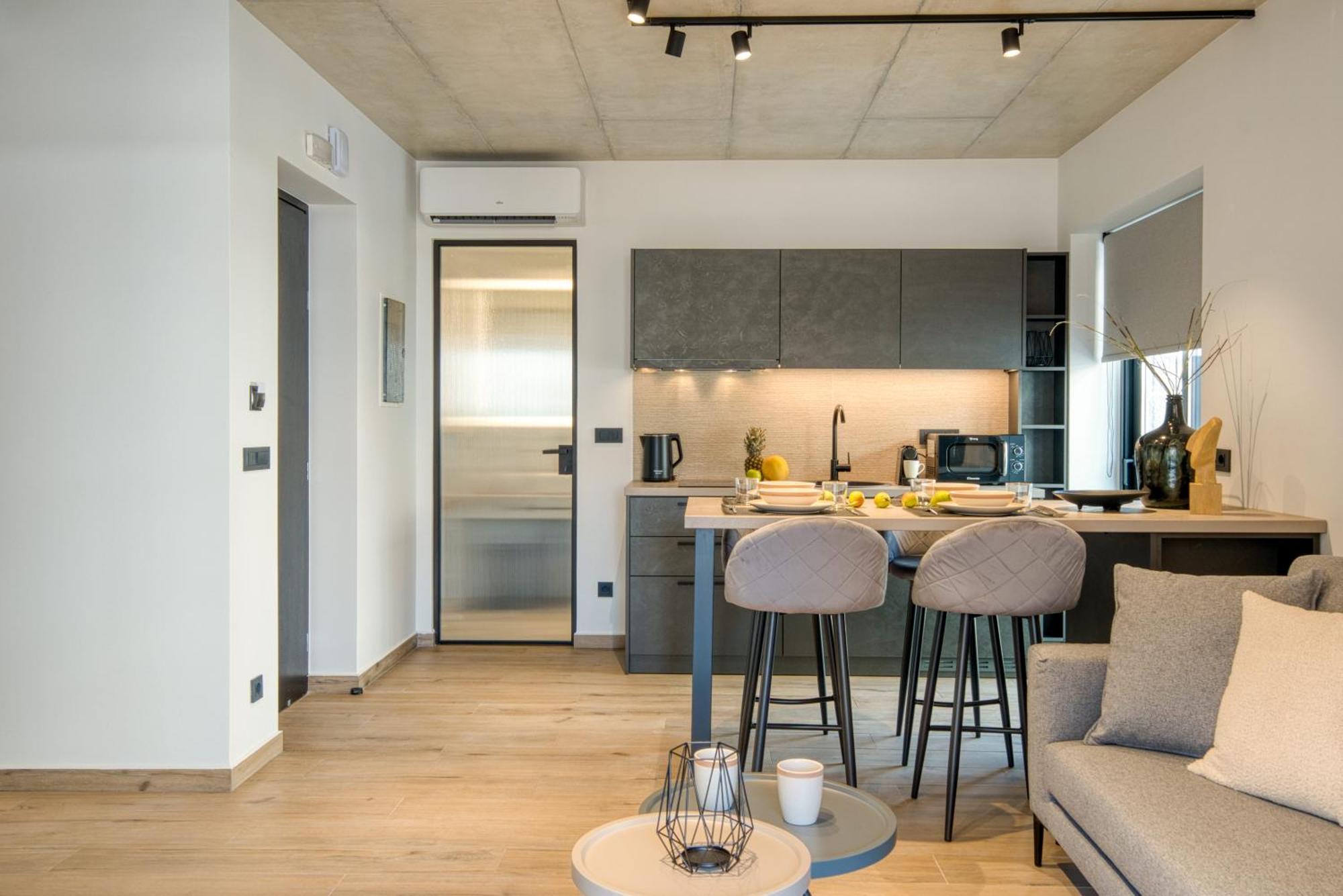 Amphora Nafplio- Elegance Suites Εξωτερικό φωτογραφία